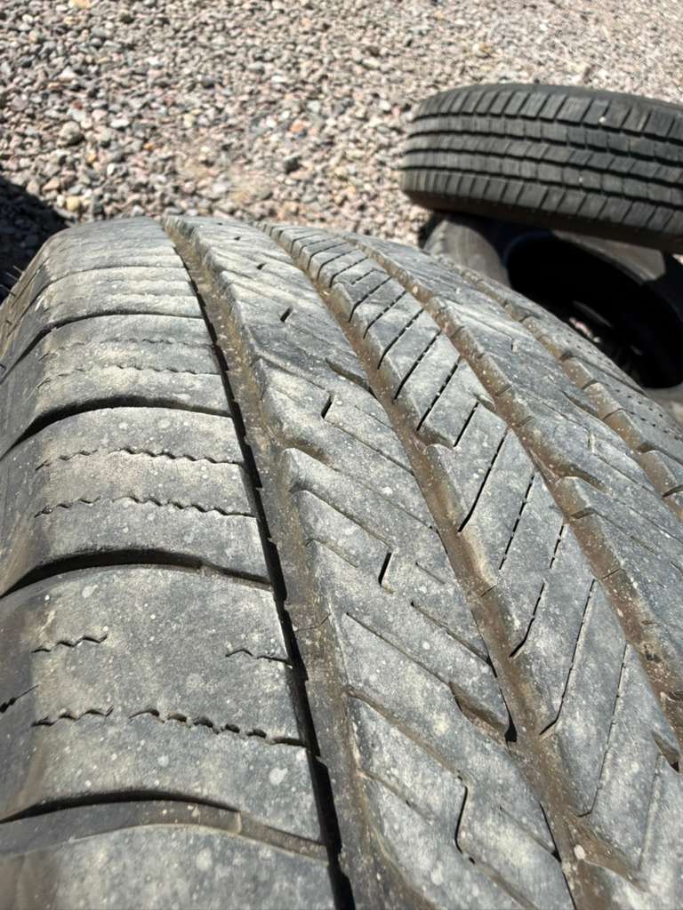 205/65R15 Pair (2 Like New Tires)  Falken Pro G5 Touring