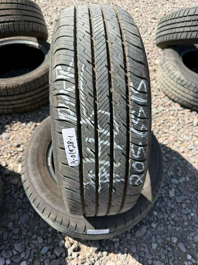 205/65R15 Pair (2 Like New Tires)  Falken Pro G5 Touring