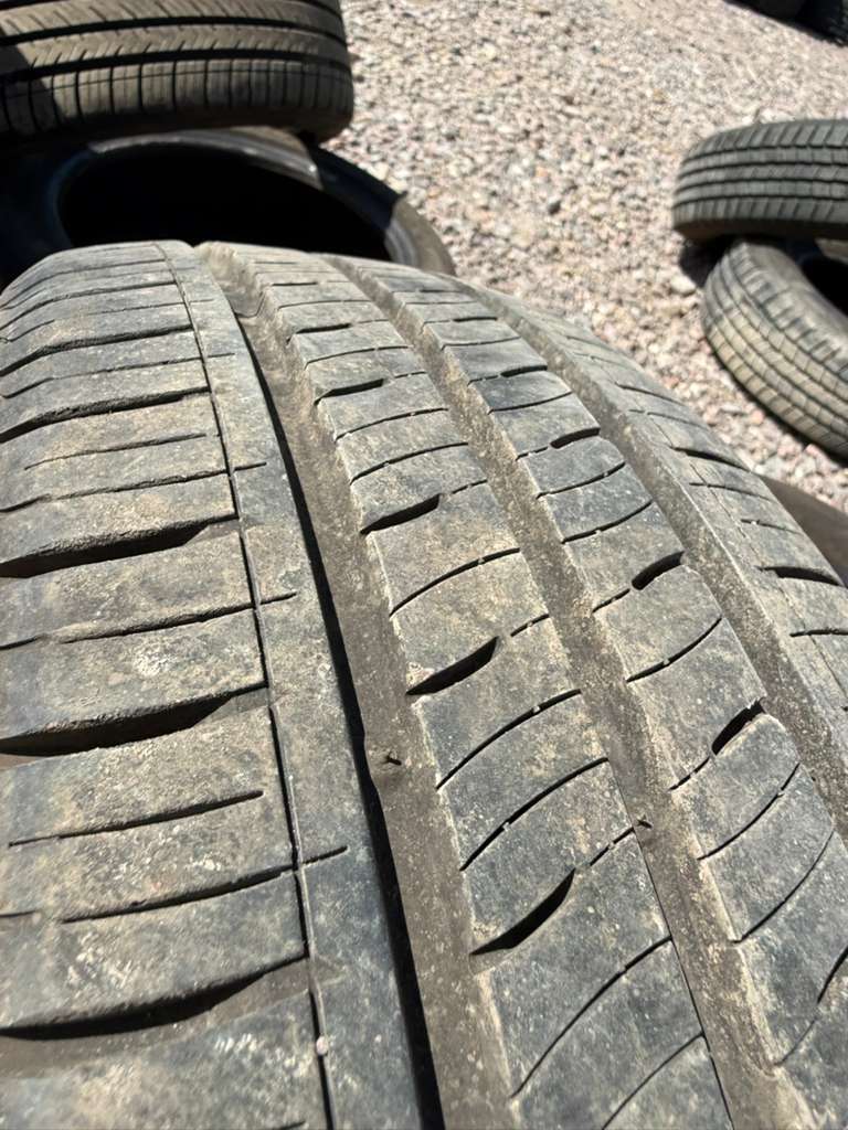 195/60R15 Pair (2 Used Tires) Kumho Solus TA31
