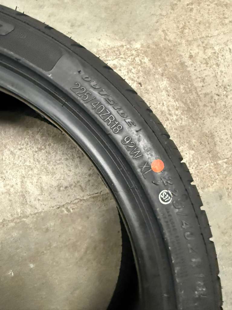 225/40R18 Set (4 Brand New Tires) Thunderer Mach 5