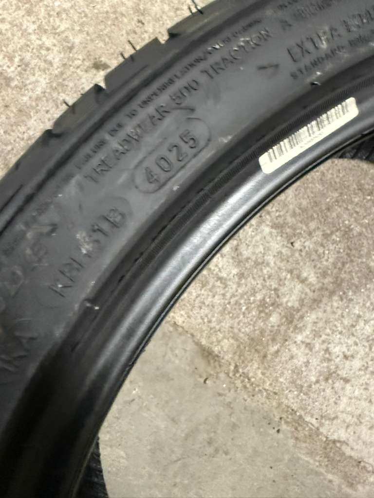 225/40R18 Set (4 Brand New Tires) Thunderer Mach 5