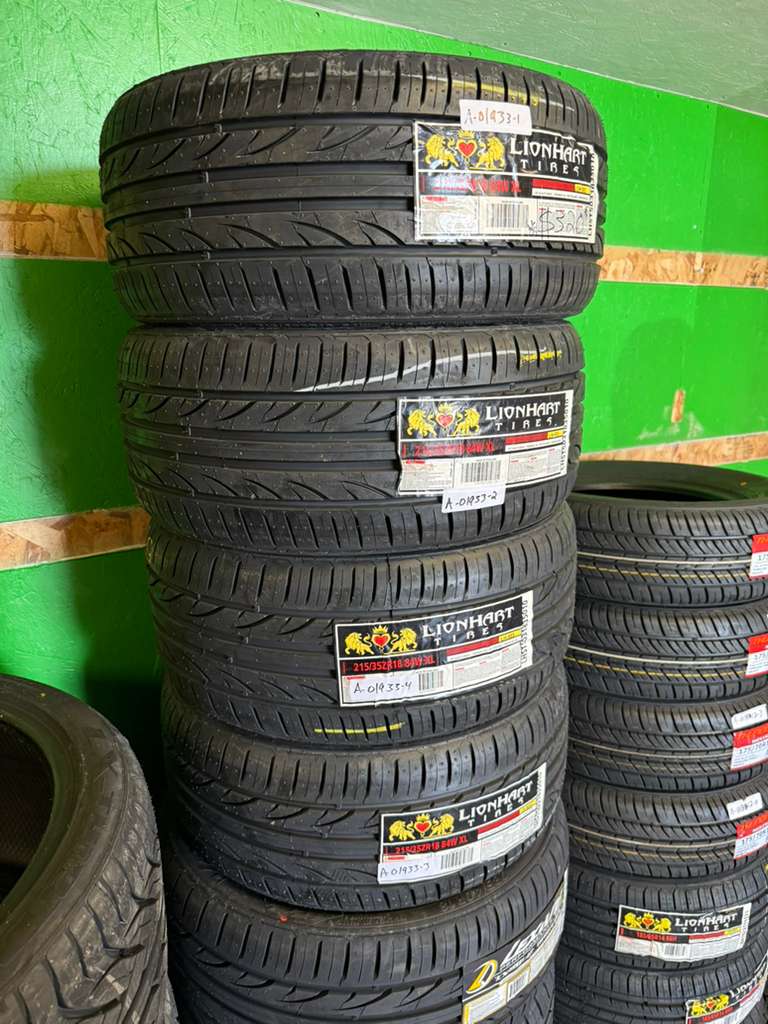 215/35R18 Set (4 Brand New Tires) Lionhart LH-503