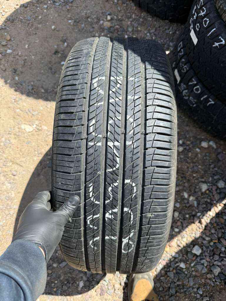 235/45R19  Single (1 Used Tire) Hankook Dynapro HP2