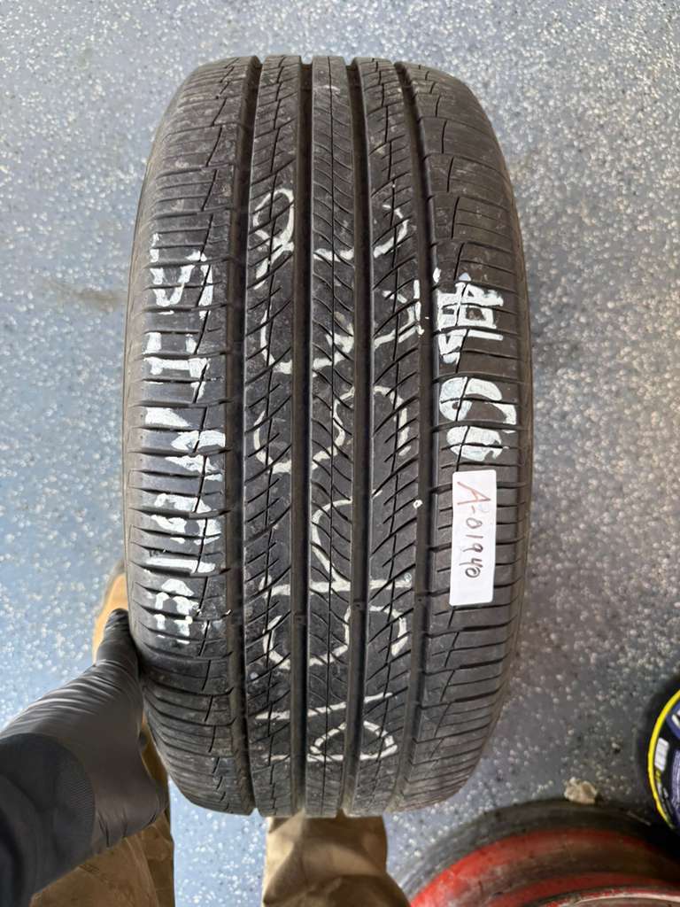 235/45R19  Single (1 Used Tire) Hankook Dynapro HP2