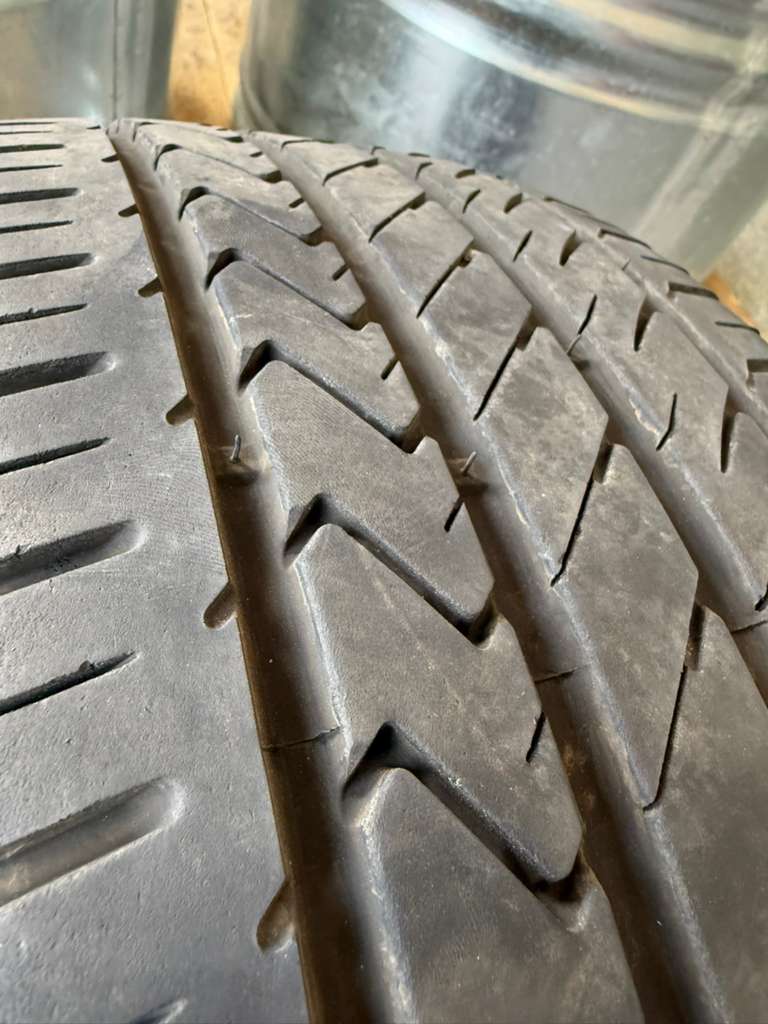 225/35R19 Pair (2 Used Tires) Lexani LX Twenty