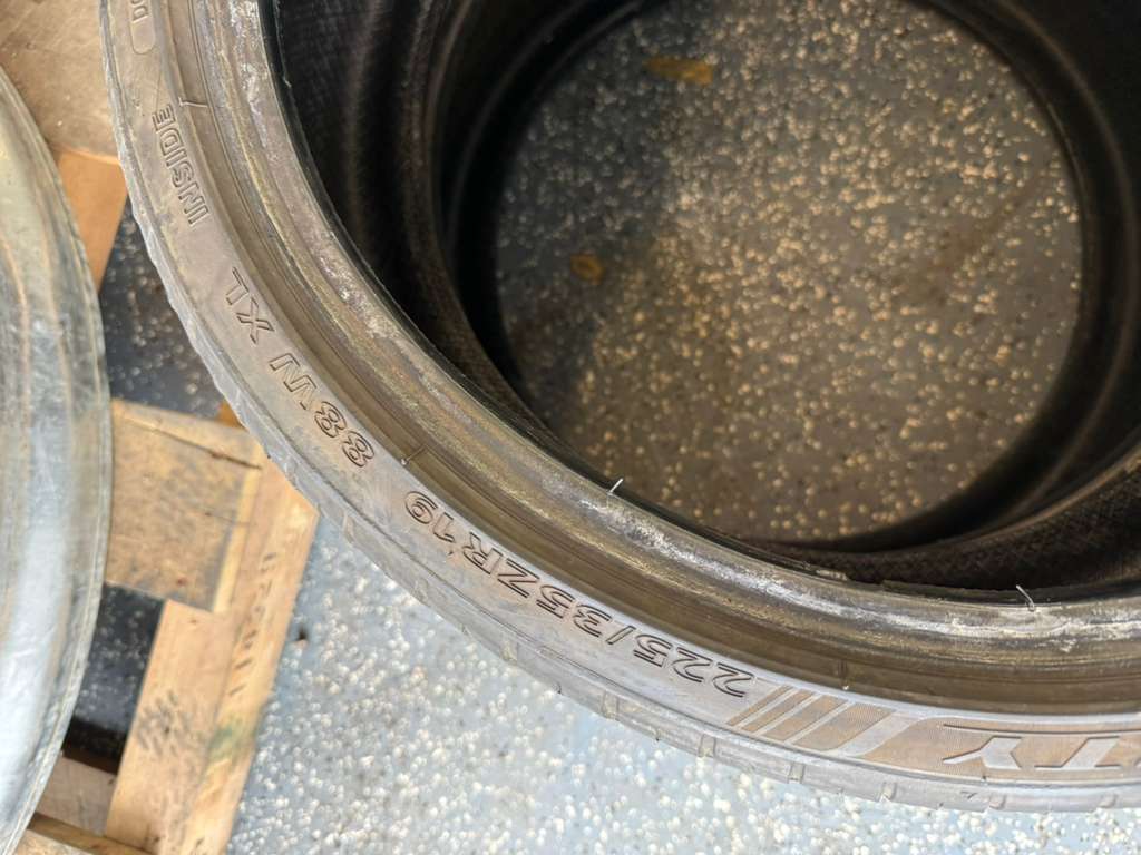 225/35R19 Pair (2 Used Tires) Lexani LX Twenty