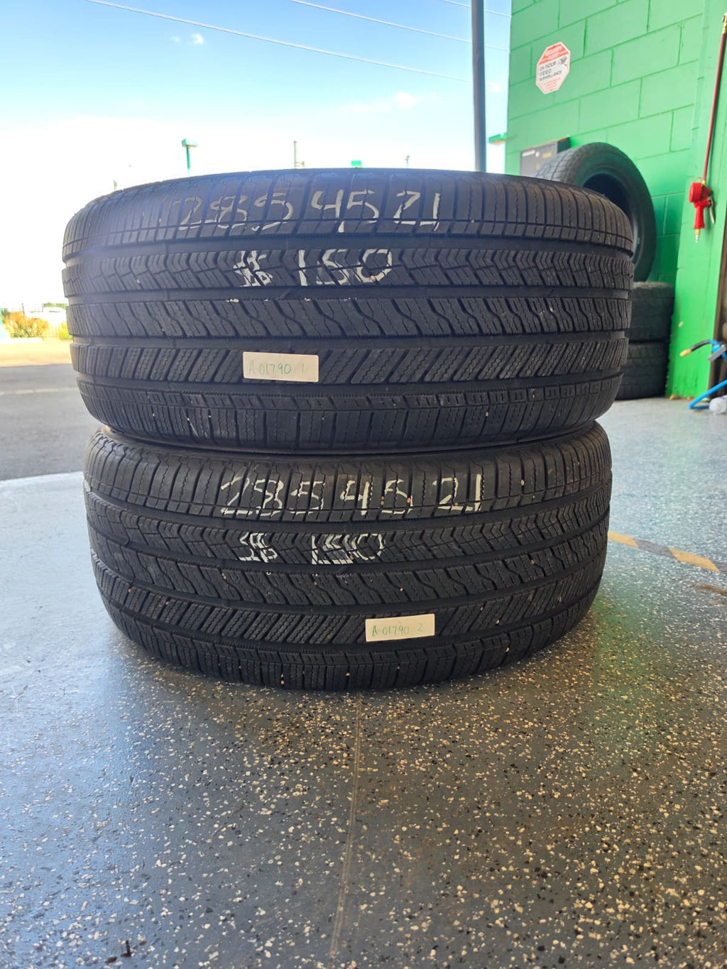285/45R21 Pair (2 Used Tires) Bridgestone Alenza Sport