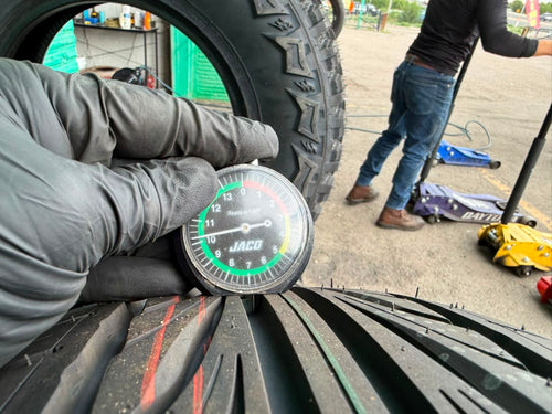 205/40R17 Set (4 Brand New Tires) Thunderer March 3