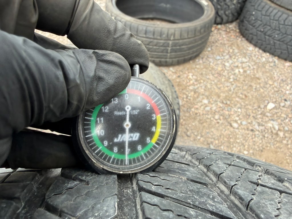 255/50R20 Single (1 Used Tire) Bridgestone Alenza Sport AS