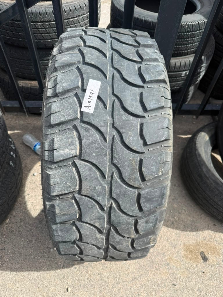 LT33x12.50R17 Single (1 Used Tire) Red Dirt Commander