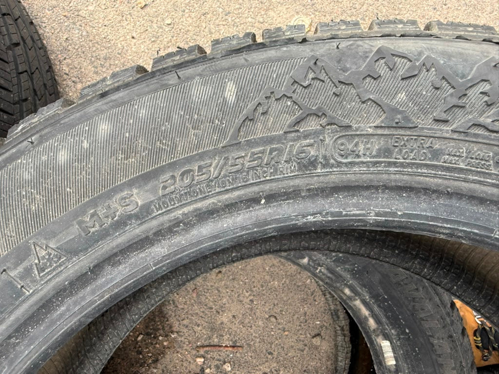 205/55R16 Pair (2 Like New Tires) Hercules Avalanche (Studless)