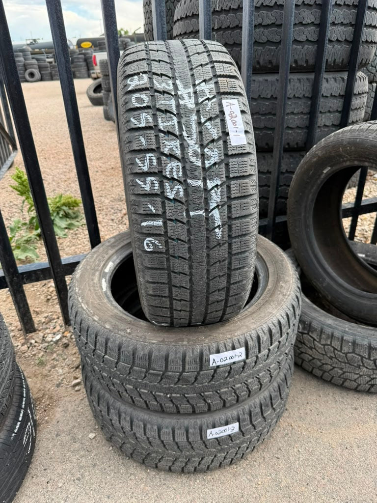 205/55R16 (3 Used Tires) Toyo Observe G5 (Studless)