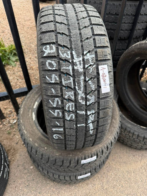 205/55R16 (3 Used Tires) Toyo Observe G5 (Studless)
