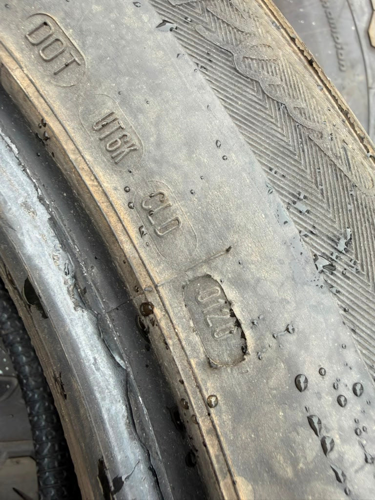 285/50R20 Single (1 Used Tire) Cooper Discoverer H/T Plus