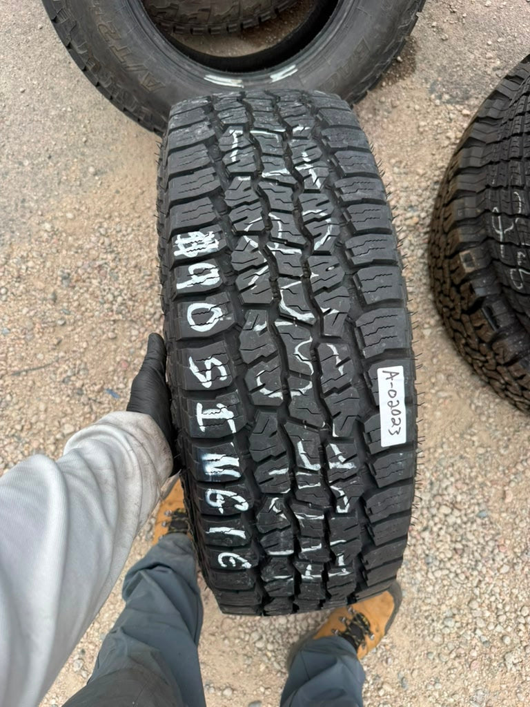 LT245/70R17 Single (1 Used Tire) Mazama Open Range SQM3