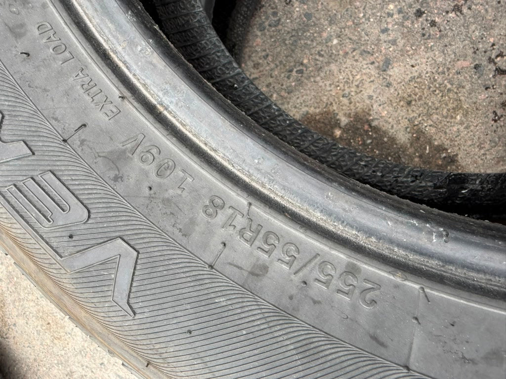 255/55R18 Pair (2 Used Tires) Vercelli