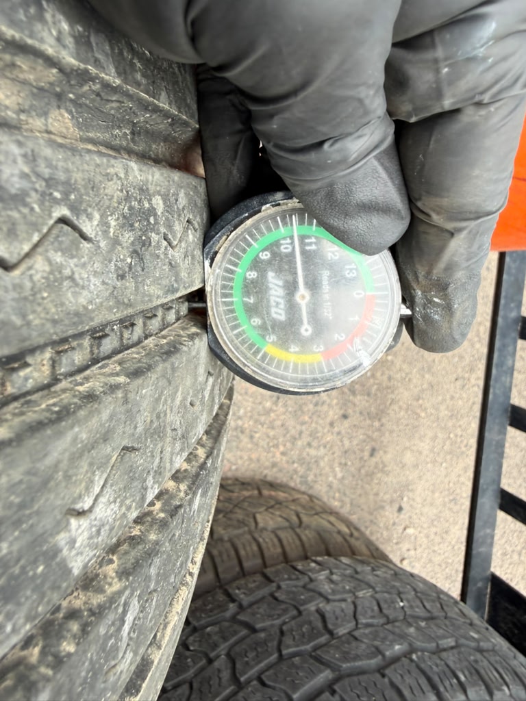 ST235/85R16 Single (1 Used Tire) Carlisle CSL16