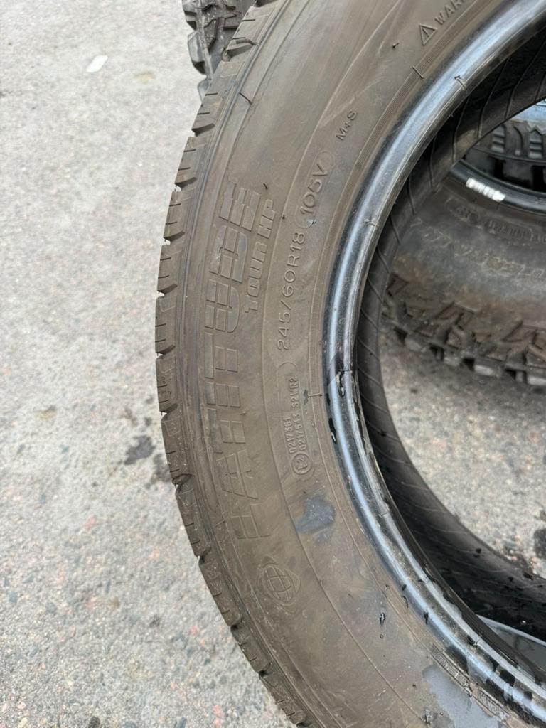 245/60R18 Single (1 Used Tire) Michelin Lattitude Tour HP