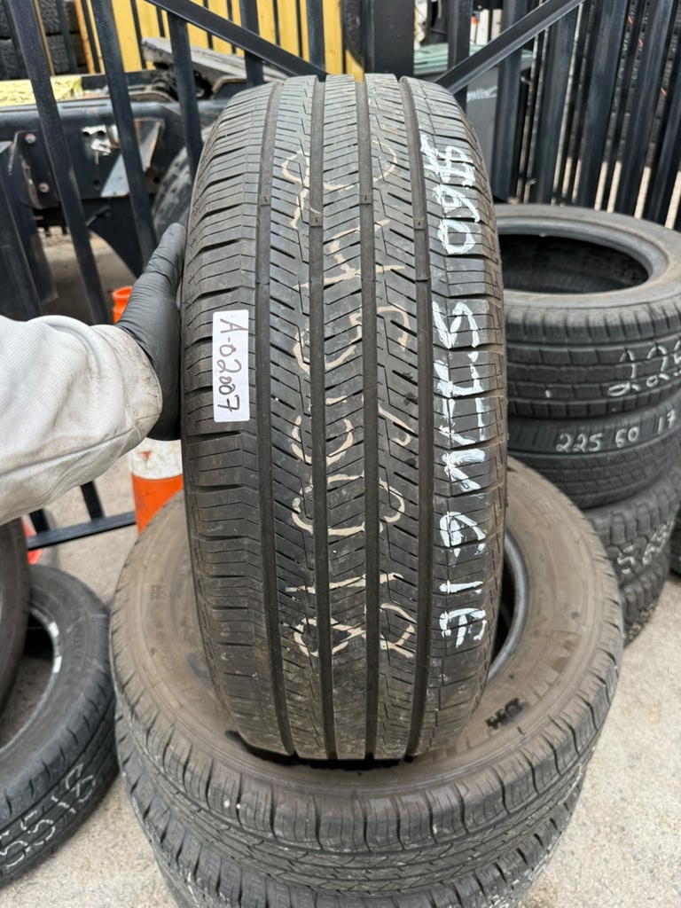 245/60R18 Single (1 Used Tire) Sailun Atrezzo TCON
