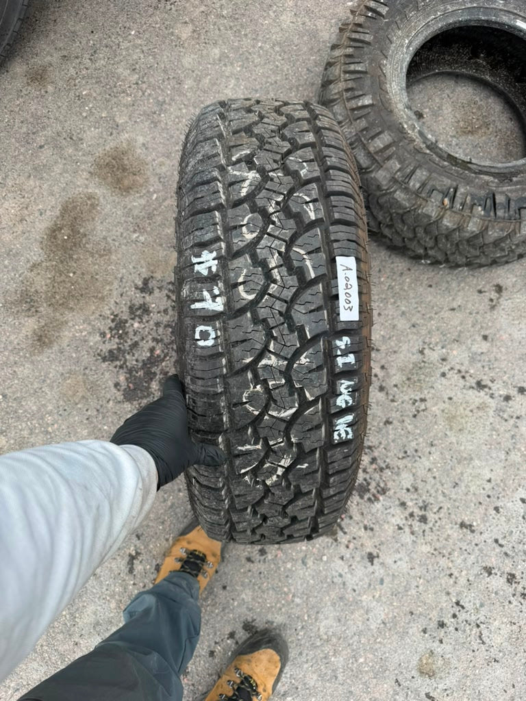 255/70R16 Single (1 Like New Tire) Dextero All Terrain