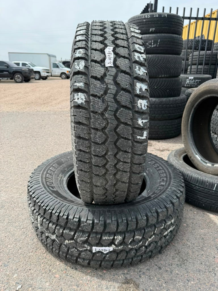 LT275/70R17 Pair (2 Used Tires) Mastercraft Courser MSR