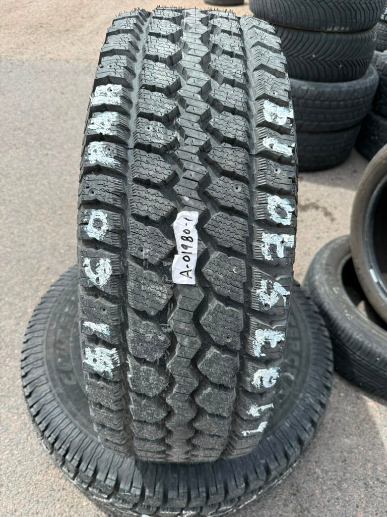 LT275/70R17 Pair (2 Used Tires) Mastercraft Courser MSR