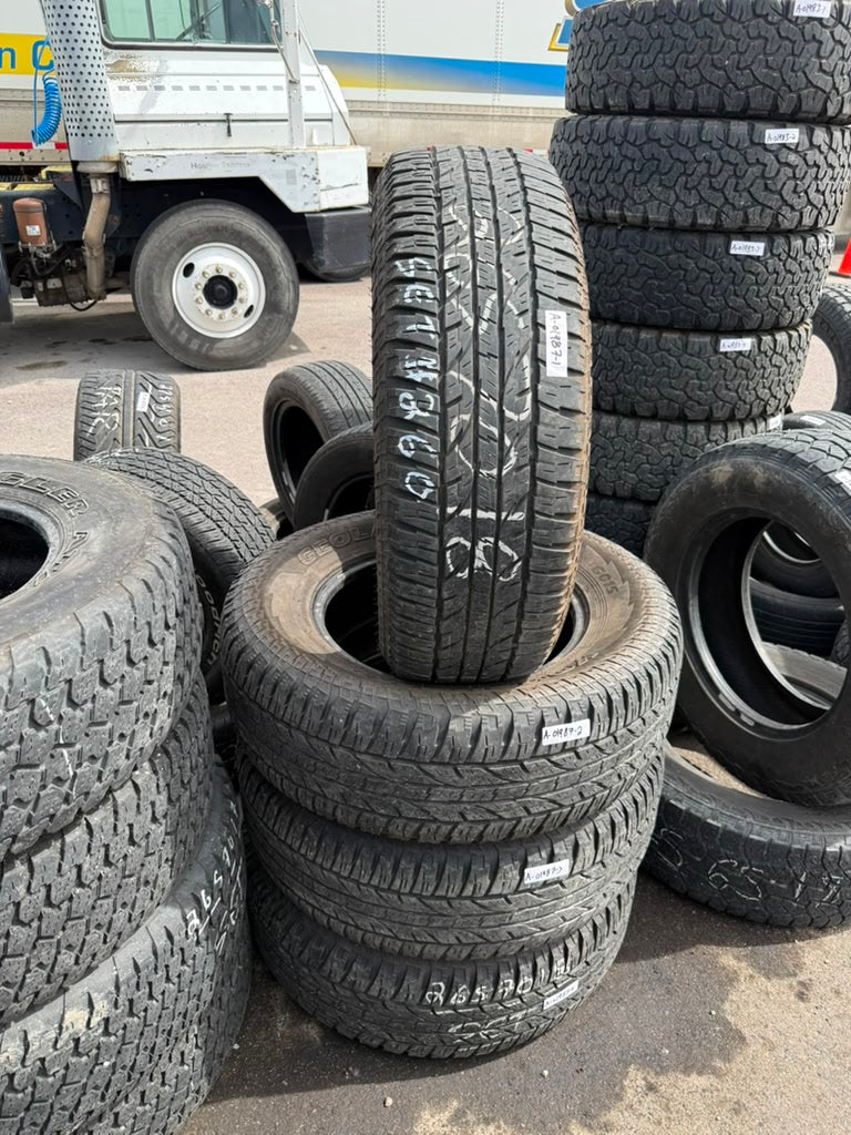 265/70R18 Set (4 Used Tires) Yokohama Geloandar AT