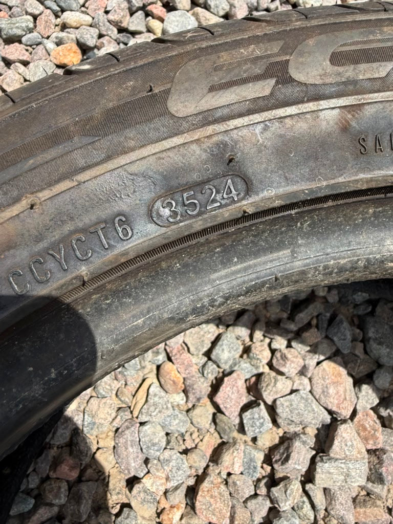215/50R17 Single (1 Like New Tire) Kumho Ecsta LX