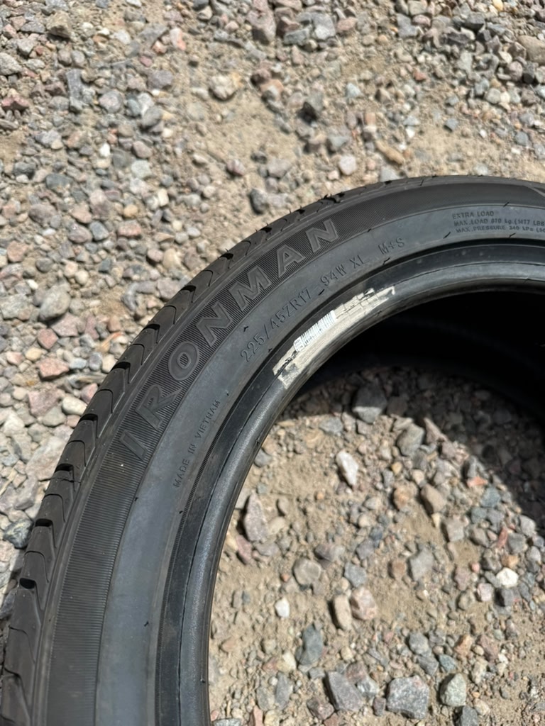 225/45ZR17 Single (1 Like New Tire) Ironman Imove Gen2 AS