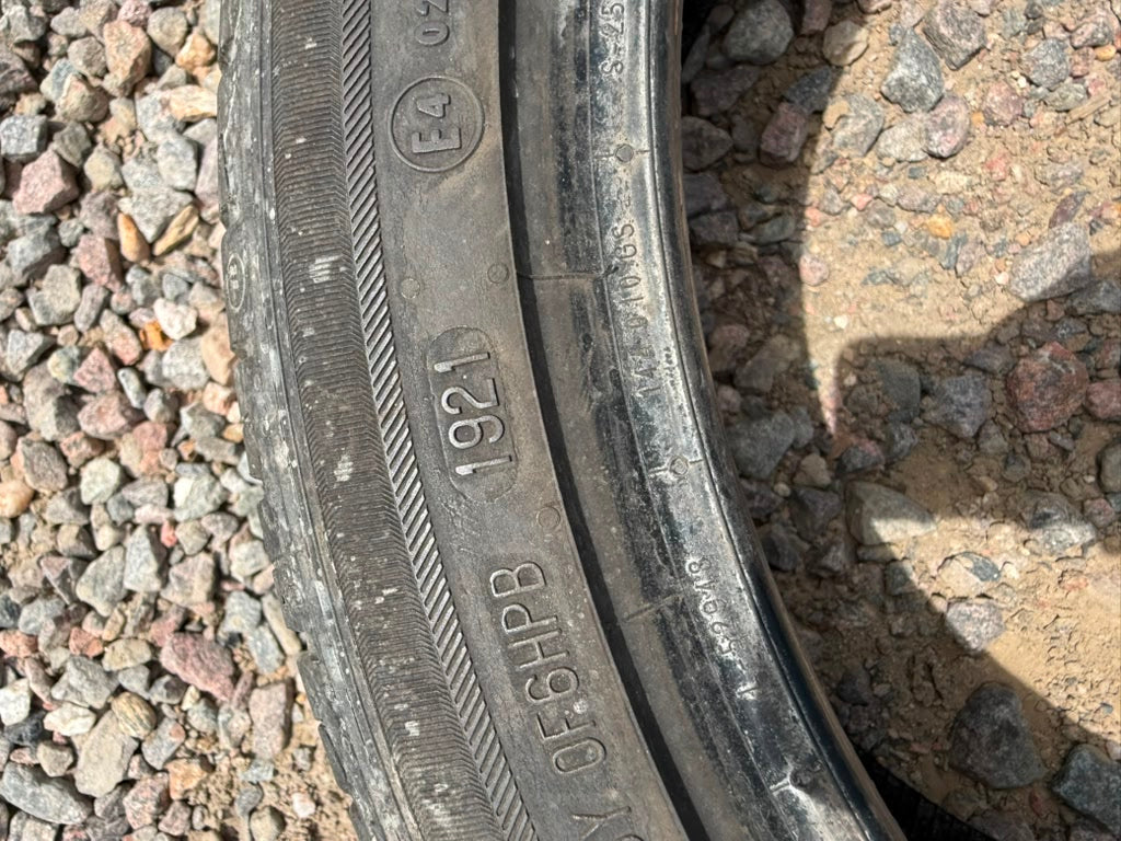 255/35R18 Single (1 Used Tire) Barum Bravius 5