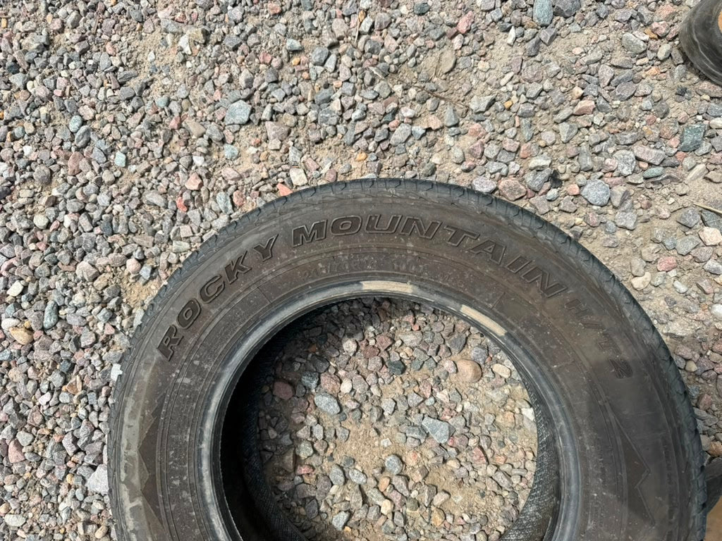 215/70R16 Single (1 Used Tire) Rocky Mountain HT2