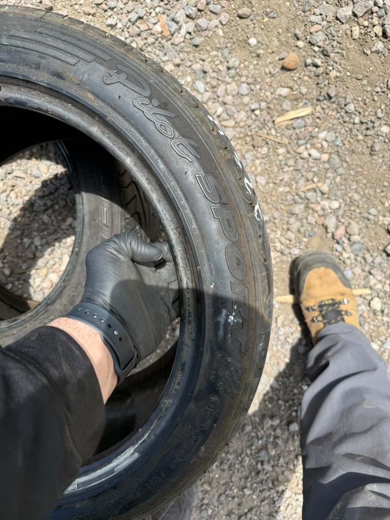 275/40ZR17 Pair (2 Used Tires ) Michelin Pilot Sport