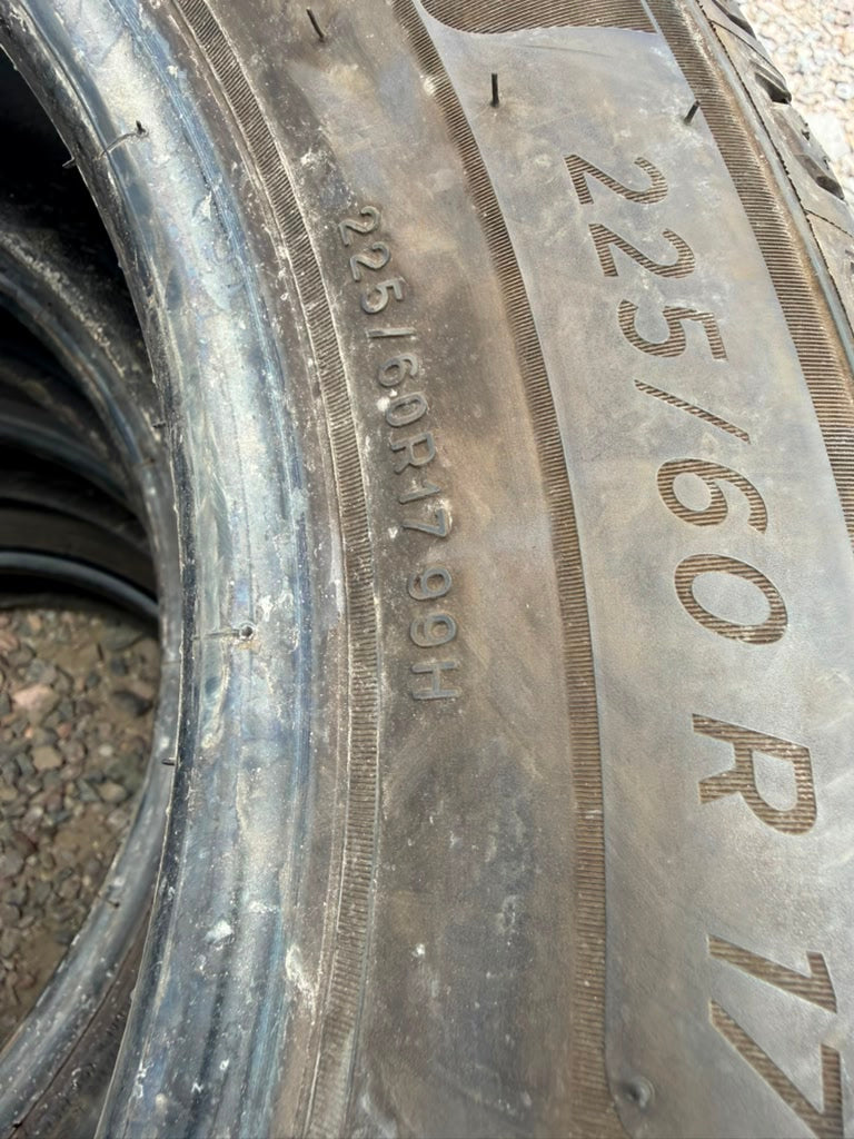225/60R17 Set (4 Like New Tires) Michelin Defender2