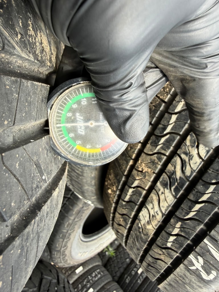 235/60R17 Pair (2 Used Tires) Laufenn G Fit AS