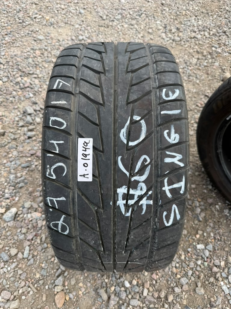275/40ZR17 Single (1 Used Tire) Nitto Extreme ZR NT555