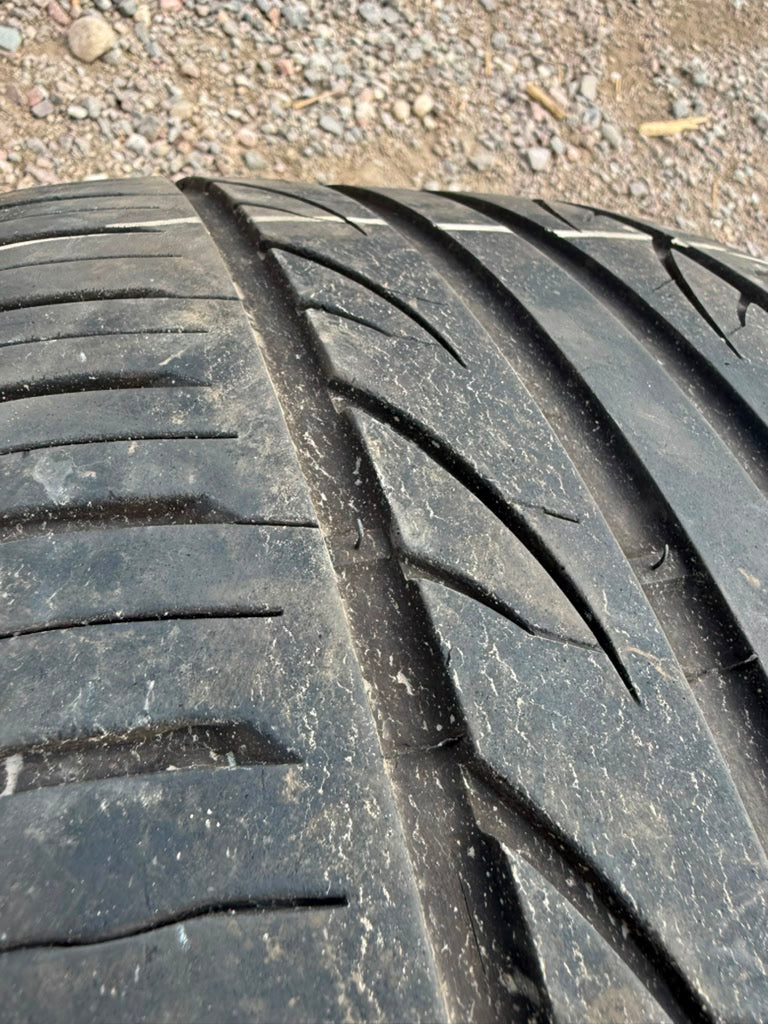 285/35R18 Single (1 Used Tire) Lexani LXultra207