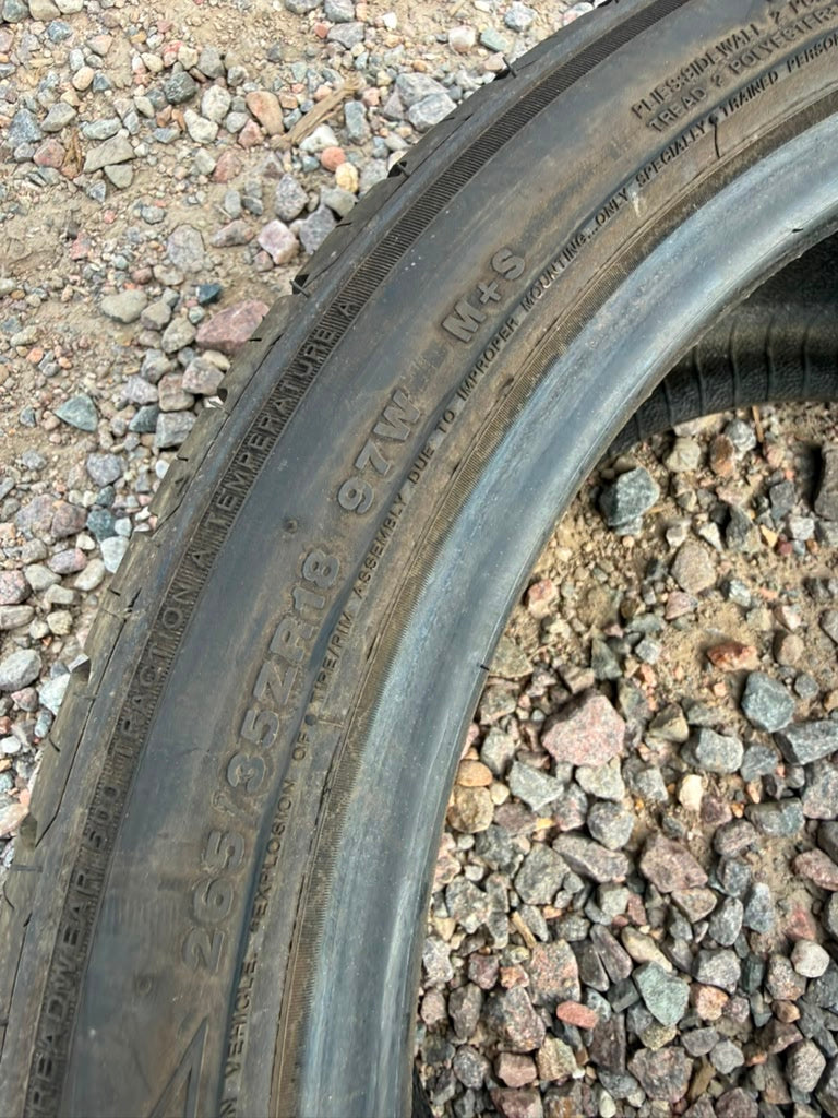 265/35ZR18 Single (1 Used Tire) Lexani UHP 207
