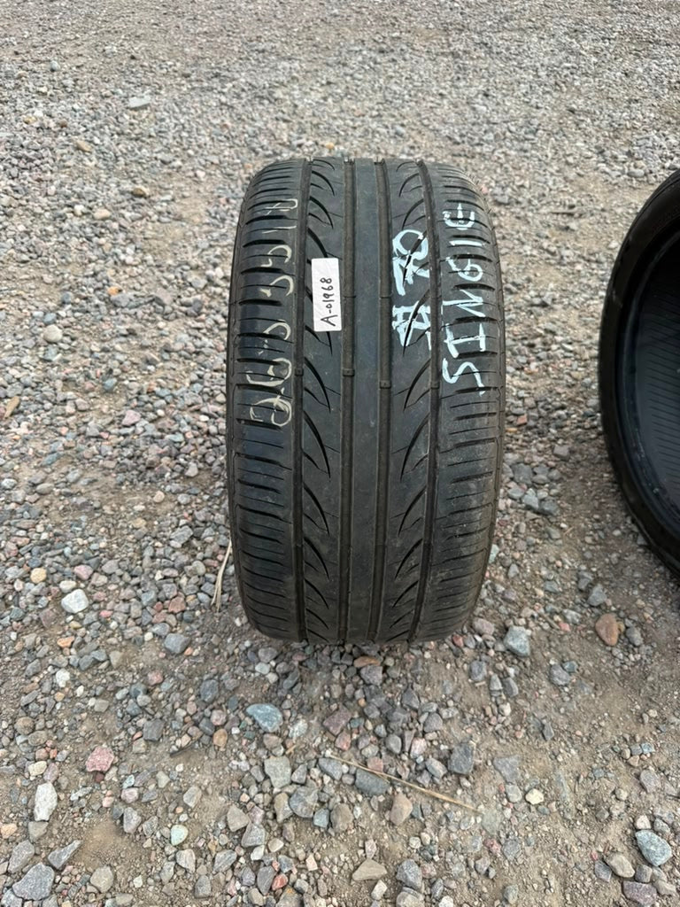 265/35ZR18 Single (1 Used Tire) Lexani UHP 207