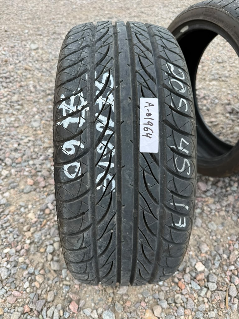 205/45R17 Single (1 Used Tire)  Blackhawk Street - H