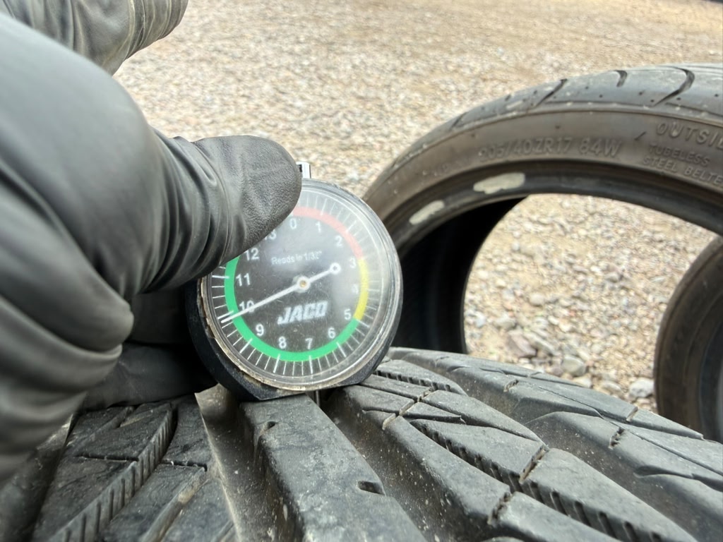 205/45R17 Single (1 Used Tire)  Blackhawk Street - H