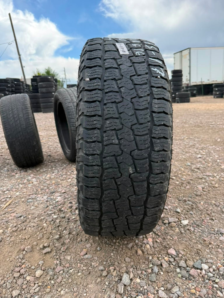 265/65R17 Single (1 Used Tire) Cooper Discoverer Road Trail AT