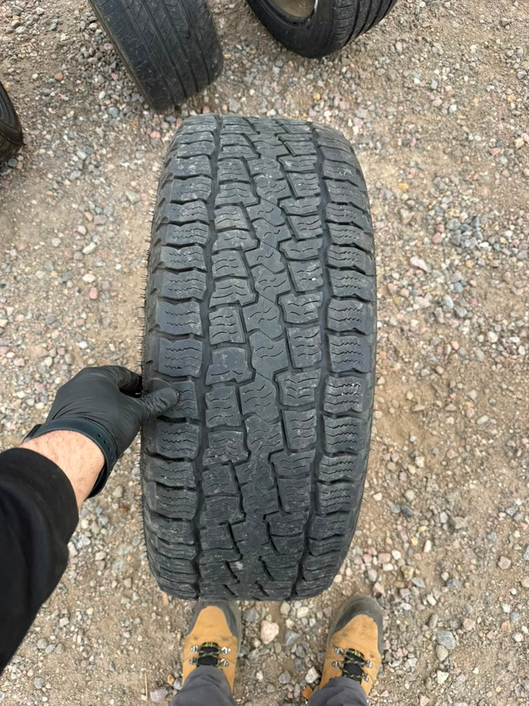 265/65R17 Single (1 Used Tire) Cooper Discoverer Road Trail AT