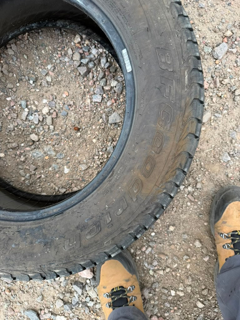 235/65R17 Single (1 Used Tire) Bfgoodrich Trail Terrain T/A