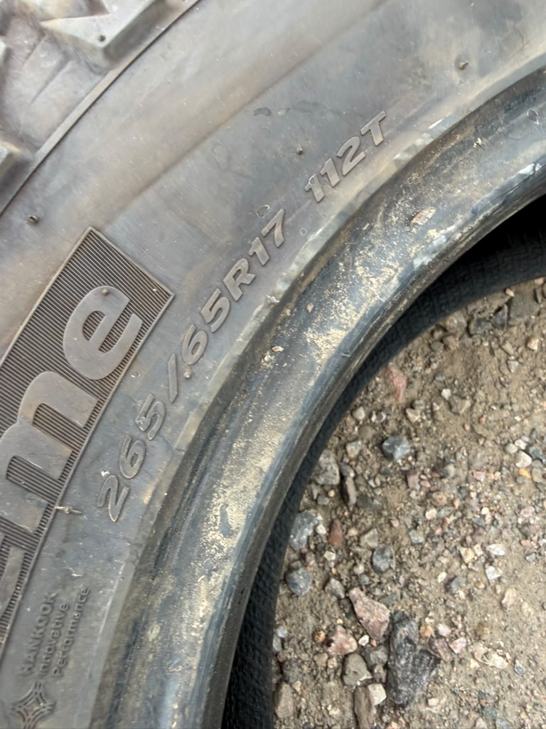 265/65R17 Single (1 Used Tire) Hankook Dynapro AT2 Extreme