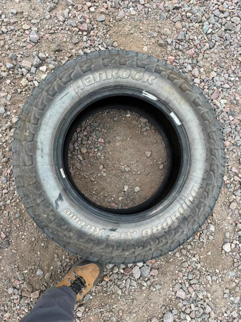 265/65R17 Single (1 Used Tire) Hankook Dynapro AT2 Extreme