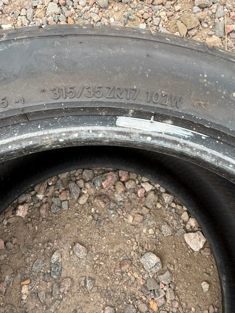 315/35R17 Single (1 Used Tire) Nitto NT555 Extreme ZR
