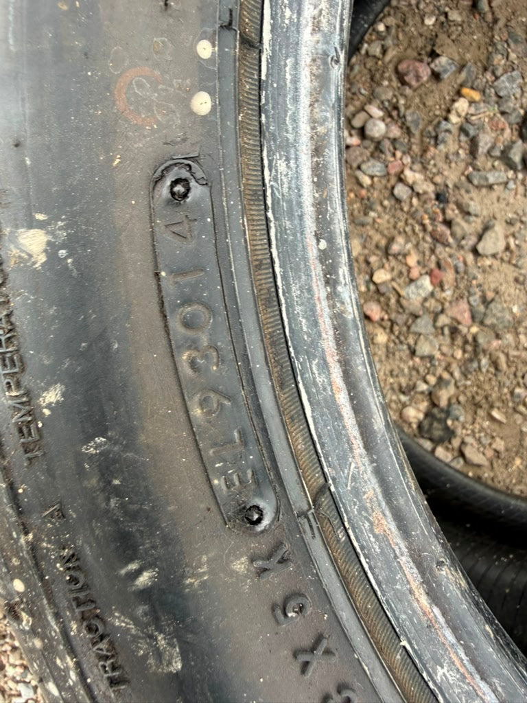 315/35R17 Single (1 Used Tire) Nitto NT555 Extreme ZR