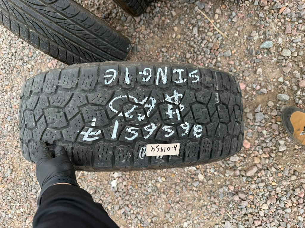 265/65R17 Single (1 Used Tire) Toyo Open Country AT