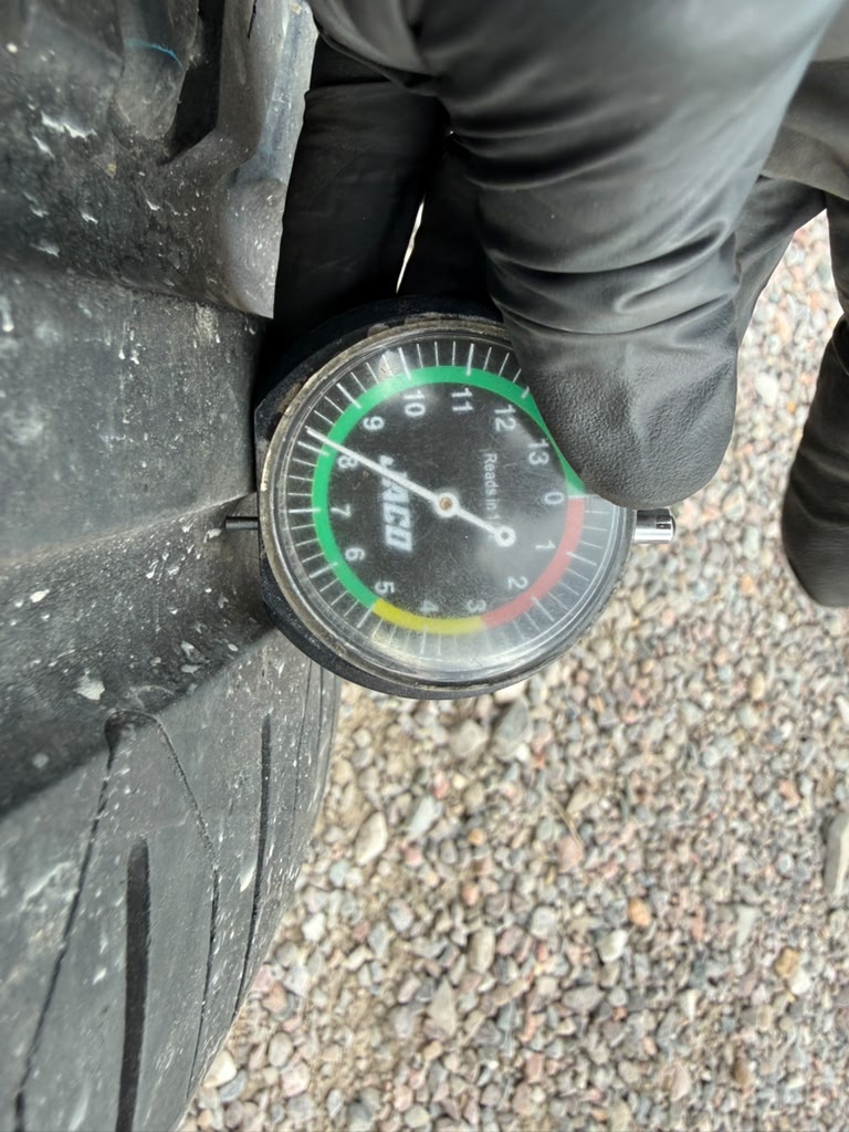 275/35R18 Single (1 Used Tire) Nitto INVO