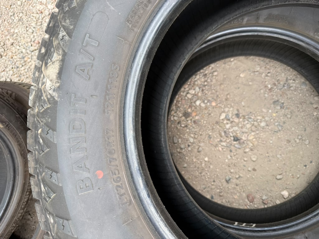 LT265/70R17 Pair (2 Used Tires) Delinte DX-10